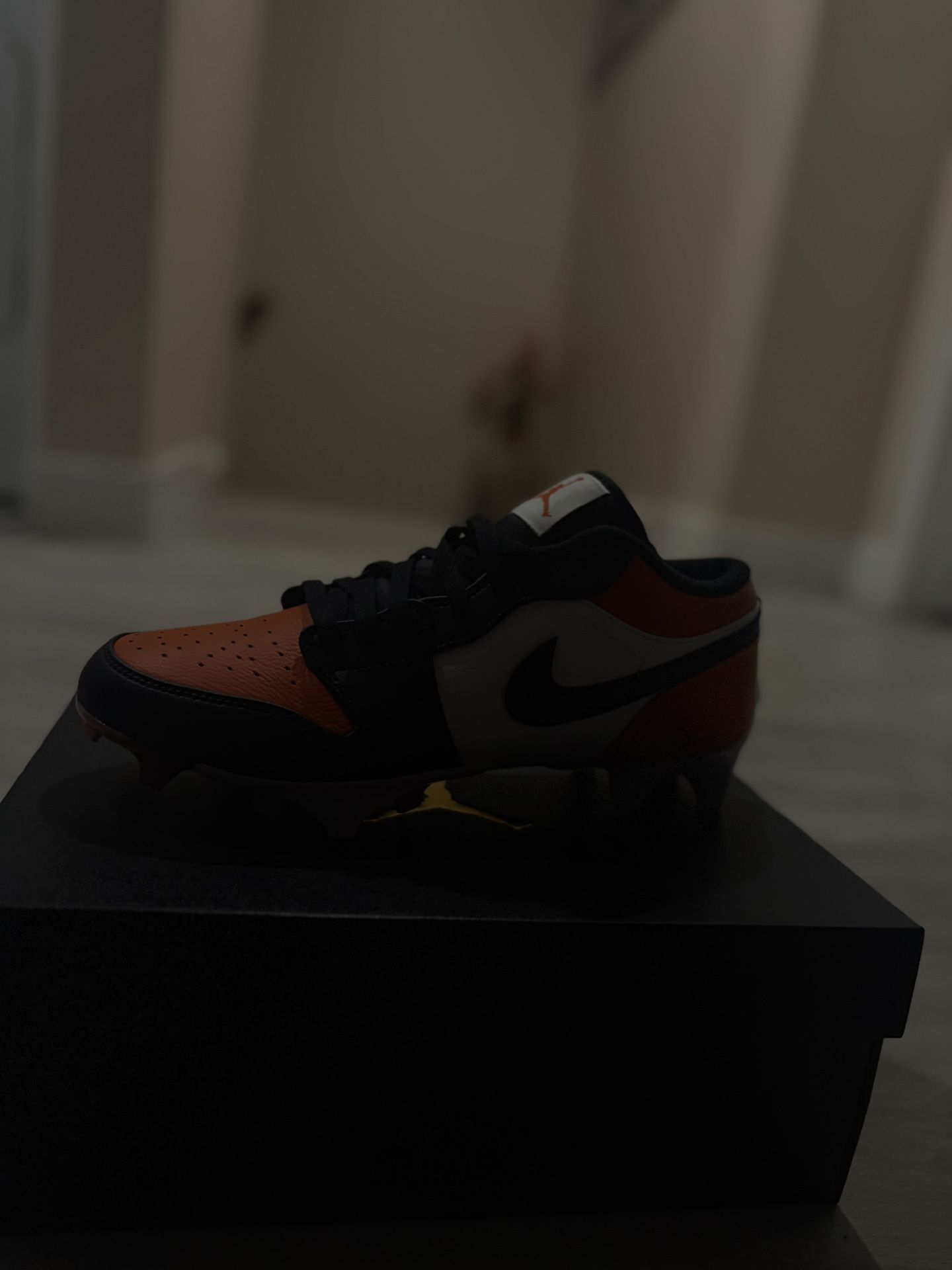 Jordan 1 Low Shattered Backboard Football Cleat