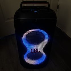JBL PartyBox Club 120