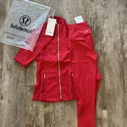 Red and gold zipper Lululemon size 6