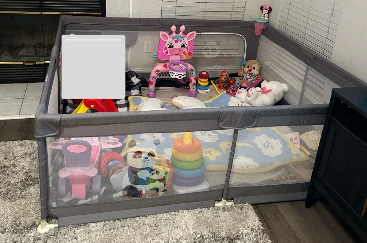 Baby playpen XL