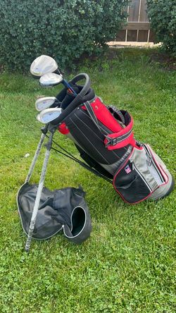 Excellent complete kids golf set (boys or girls! 46”-52” tall)