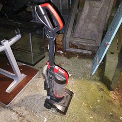 Cleanview compact Bissell vacuum