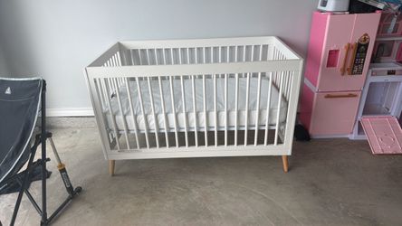 Crib