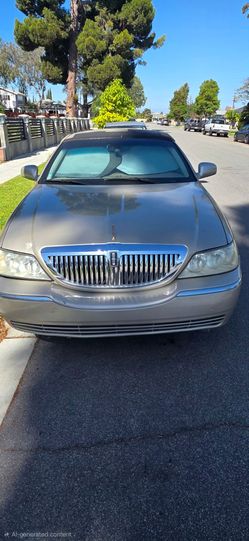 2006 Lincoln Town Car