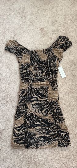 Women's short dress / NWT