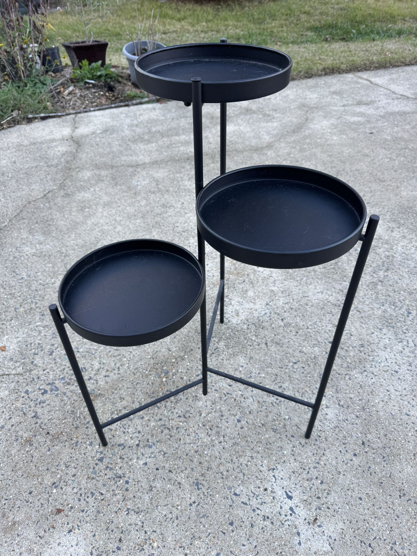 3-Tiered Foldable Black Metal Plant Stand
