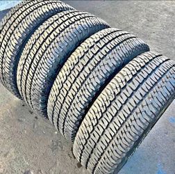 275 70 18 Michelin Tires Con 80% de Vida Las 4