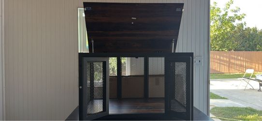 Dog crate