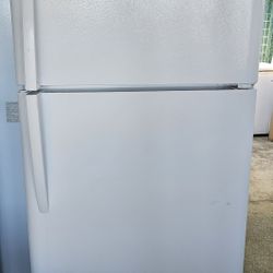 WHITE TOP AND BOTTOM REFRIGERATOR.....$ 250