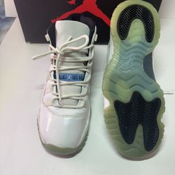 Jordan  11 Retro Legend Blue Size 5.5y