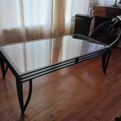 GLASS TOP COCKTAIL TABLE With END TABLES 