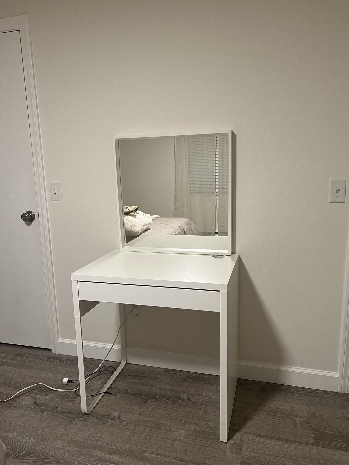 IKEA vanity desk with mirror included