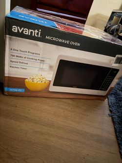 Microwave (brand new)
