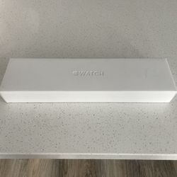 Brand New Apple Watch Series 8