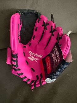 New Reebok Pink 9”  Baseball Glove