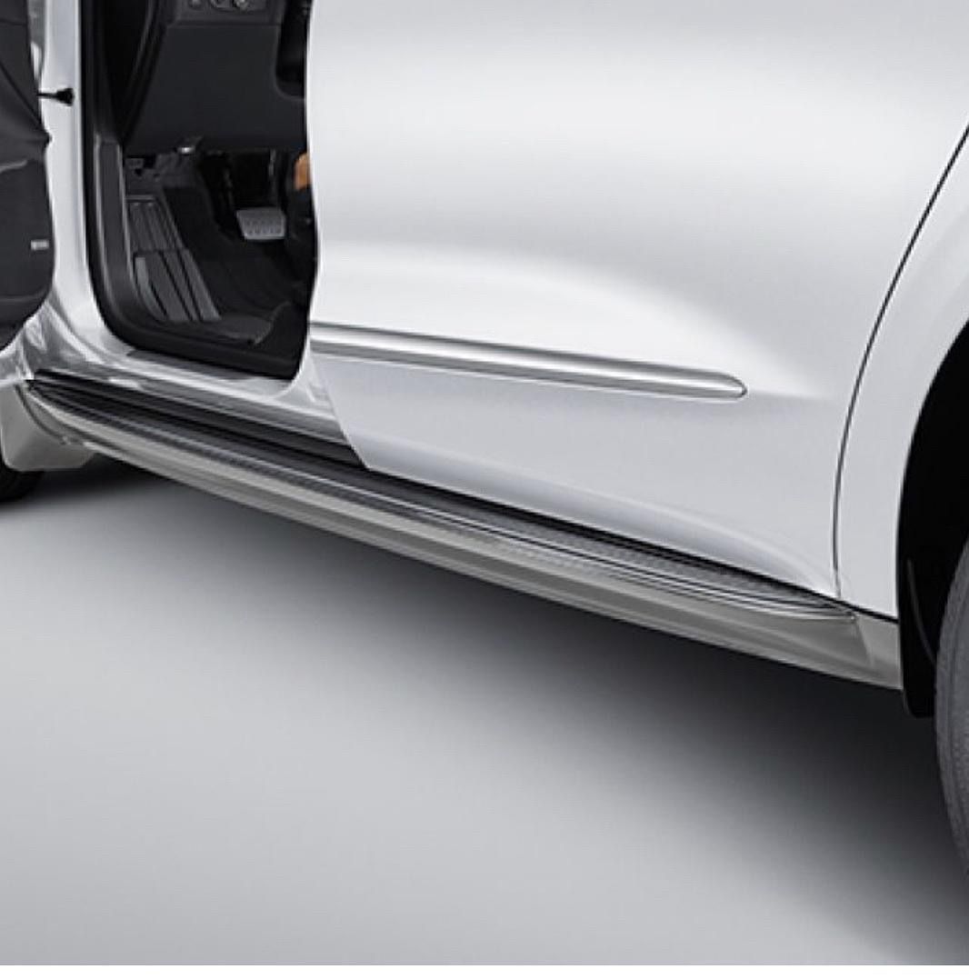 84527214 18-22 buick enclave running boards oem GM