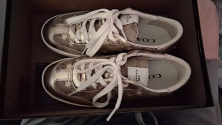 Coach size 8 c116 signature sneakers