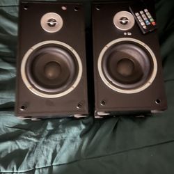 2 Speakers