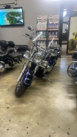 Cruiser Motorcycle 