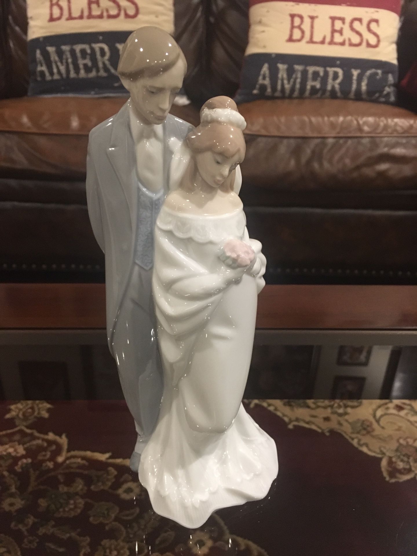 Nao by Lladro #1437 Love always bride and groom $50 OBO