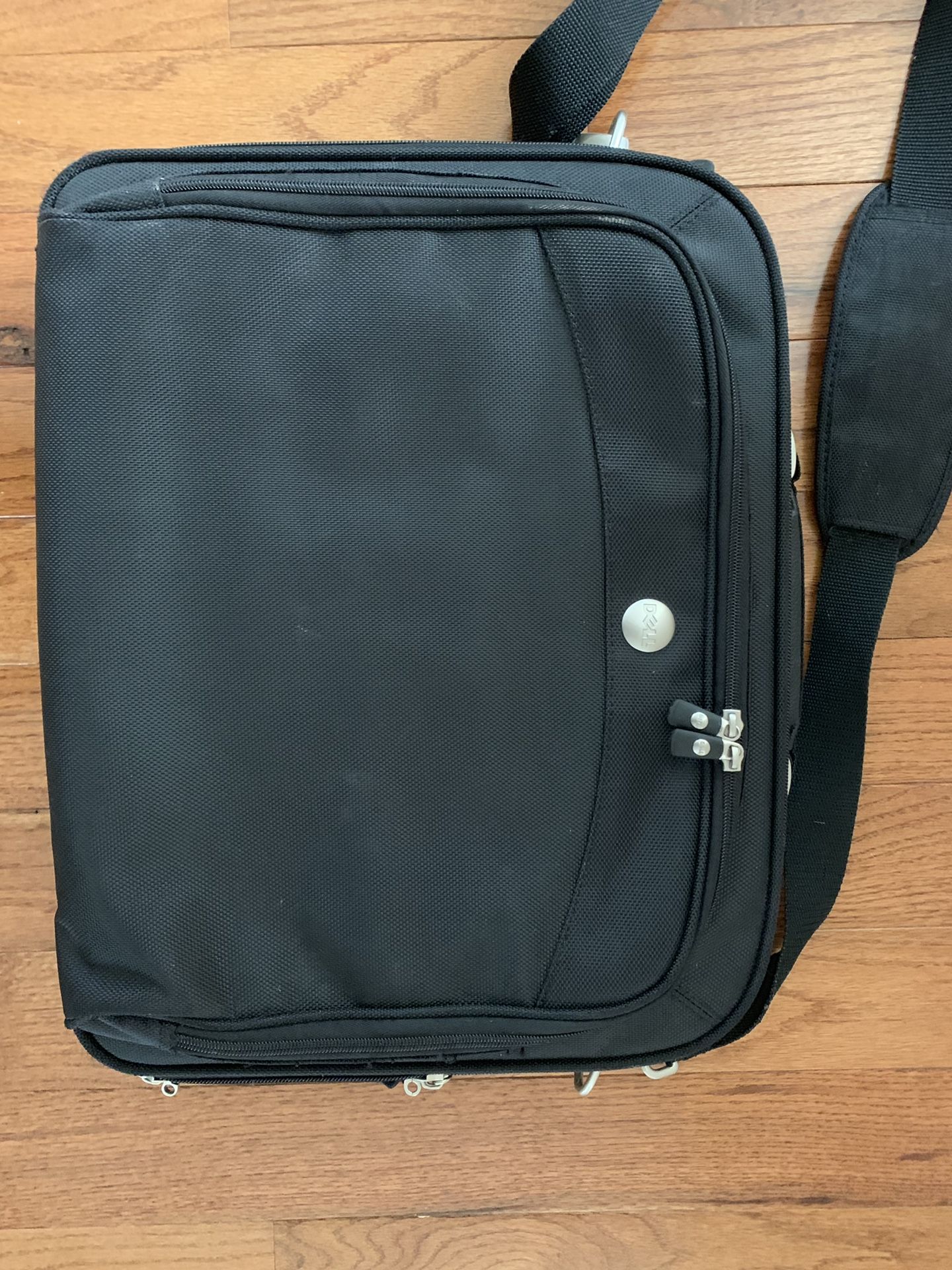 DELL laptop bag excellent condition