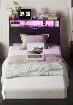 Twin bed with drawers