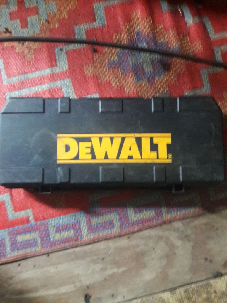 DeWalt reciprocating saw