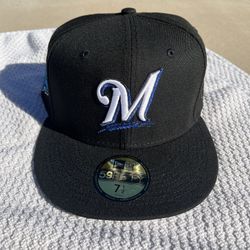 Milwaukee Brewers New Era Fitted Hat Size 7 1/2