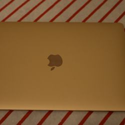 MacBook Air M1 (2020)