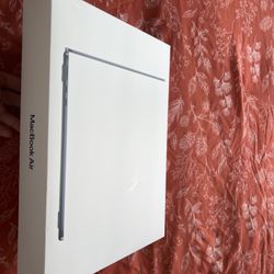 Macbook Air 13" M2 BOX ONLY