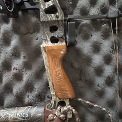 Mathews Bow
