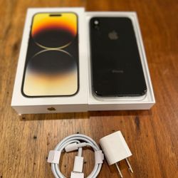 Apple iPhone X, 256GB, Carrier Unlocked, 8 Units, Used - Good Condition, A Grade