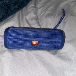 JBL Flip 4