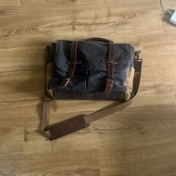 Messenger Bag