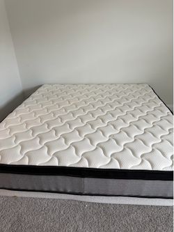 King size bed