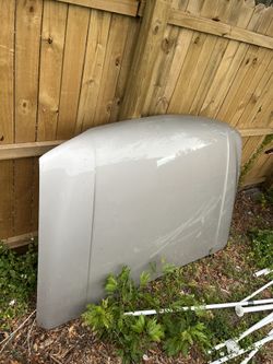 2005 Gmc Serria Hood