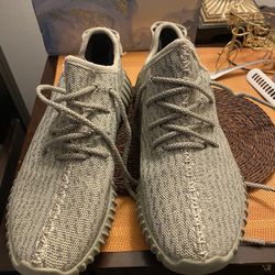 Adidas Sneakers