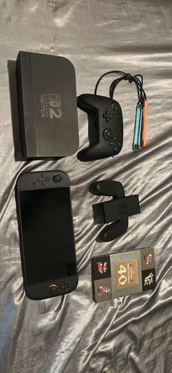 Mint Nintendo Switch 2 Bundle - Pro Controller + 8 Games (Physical)