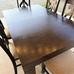 Dinning Table With 6 Chairs