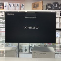 Fuji X-S20 Body Only