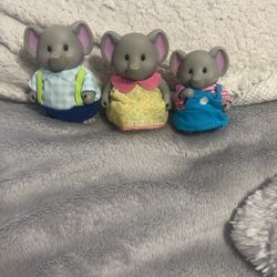 woodzee Elephant Family 