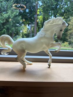Breyer Horse - Banks Vanilla - Retired
