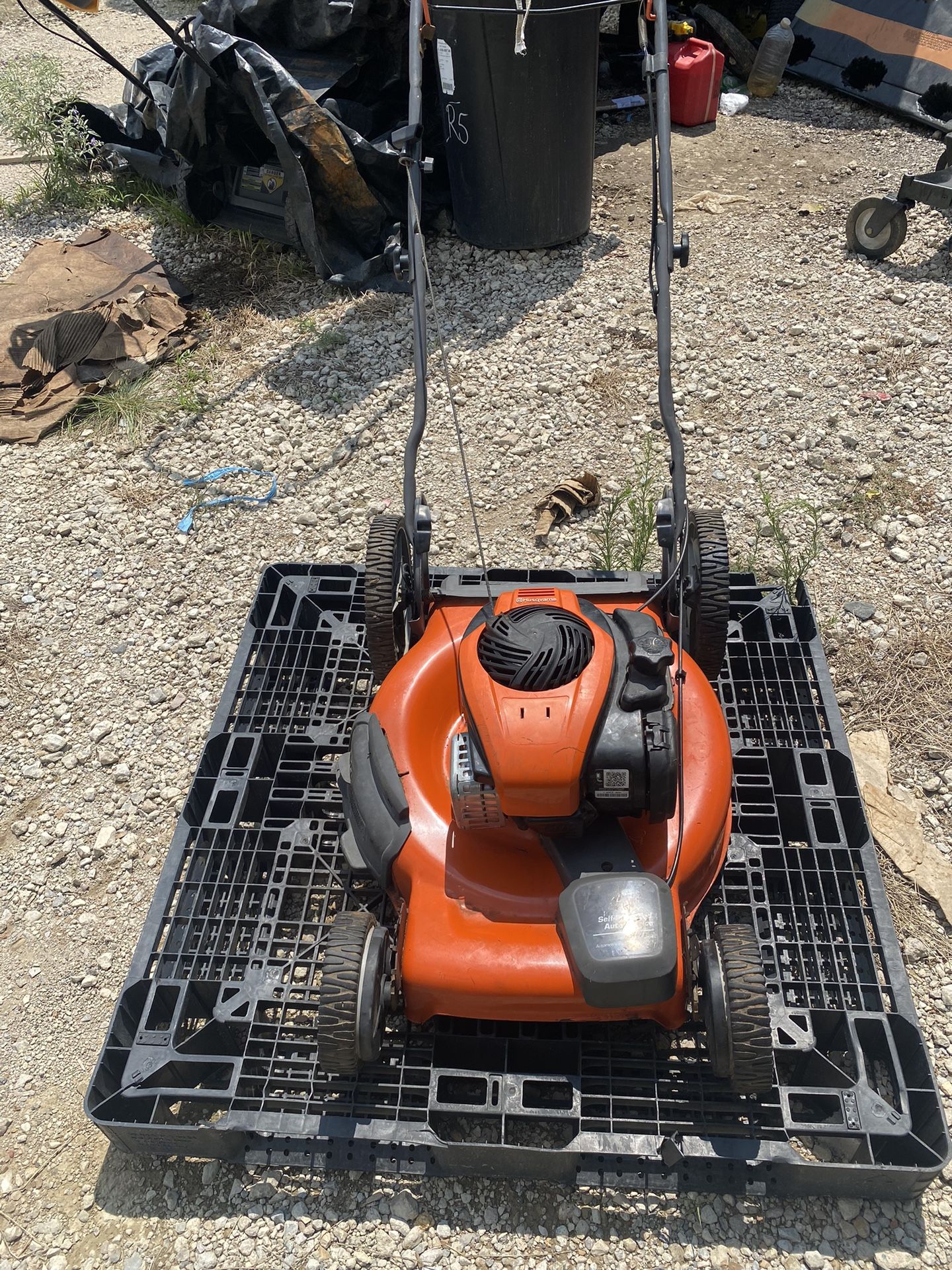 Husqvarna HU550FH 140 cc 22 in Self Propelled Gas Lawn Mower with Briggs Stratton Engine Briggs Stratton 550EX Engine The CARB compliant 140cc Br for Sale in Grand Prairie TX OfferUp