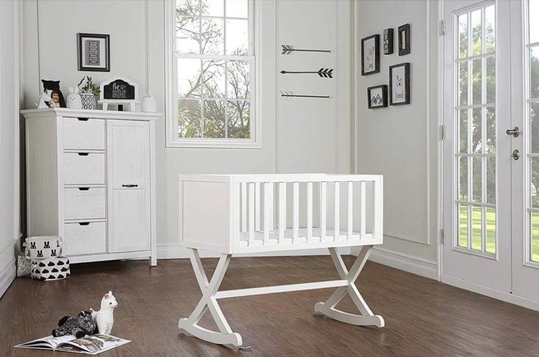 White Wood Bassinet