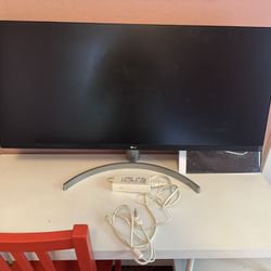 LG 34” WFHD Monitor