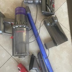 Dyson V11 Origin Cordless Vacuum Cleaner + accessories retail $600