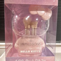 Hello Kitty Impressions Vanity Makeup Brush Set