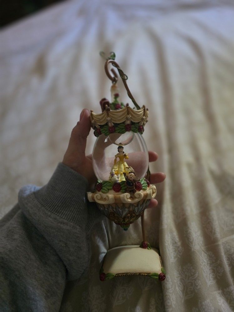 Beauty and the beast snow globe 