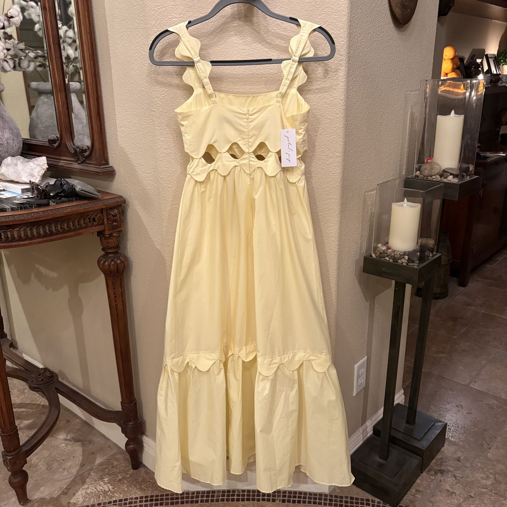 NWT~PETAL & PUP Yellow Sleeveless Dixie Scalloped Cutout Maxi Dress Size XS NWT~PETAL & PUP Yellow Sleeveless Dixie Scalloped Cutout Maxi Dress Size XS