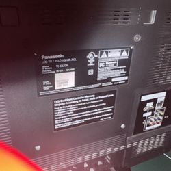 32 Inch Panasonic TV